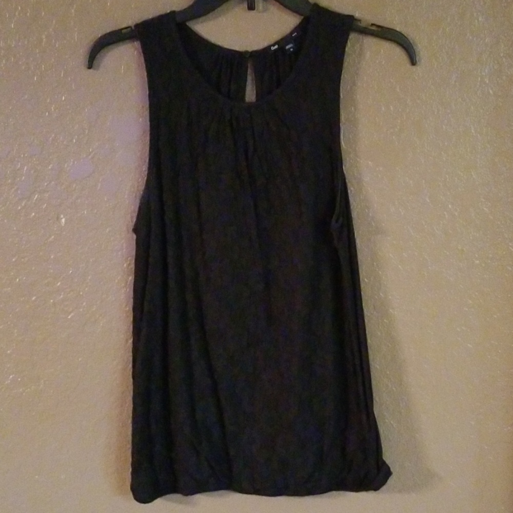 Gap lace tank top